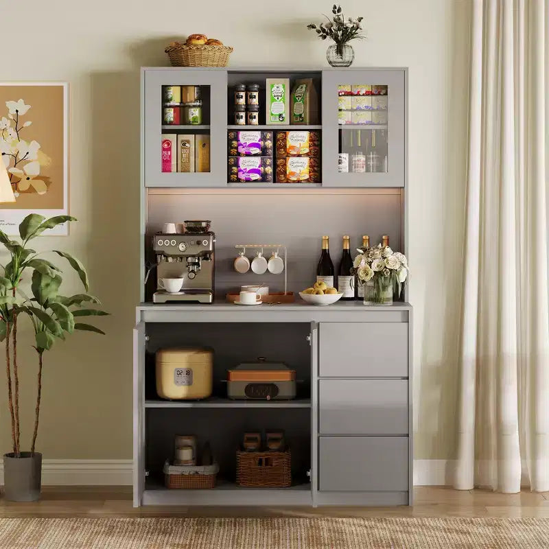 Garde-manger haut de cuisine de 71 po avec lumières LED et station de charge, armoire de garde-manger d'angle réglable avec étagère pour micro-ondes