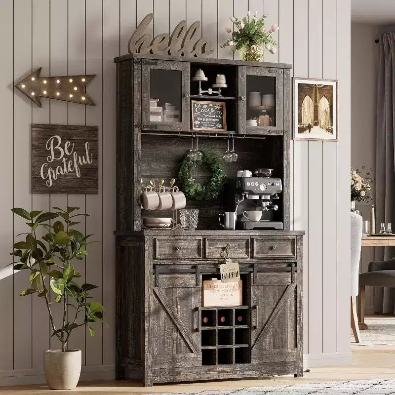 Meuble de bar à café de ferme moderne de 183 cm de haut, buffet de cuisine avec portes coulissantes de grange, lumières LED, prises de courant, tiroirs, porte-verres à vin
